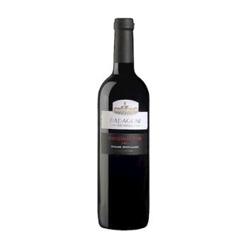 Vino červen&eacute; polosladk&eacute; Badagoni Kindzmarauli