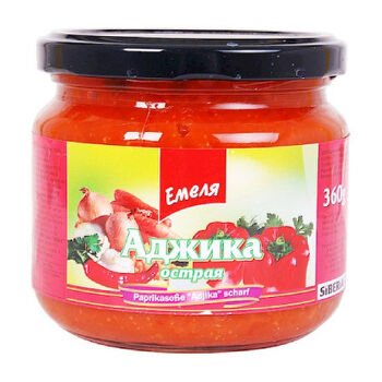 Adzhika pikantn&aacute; Emelja
