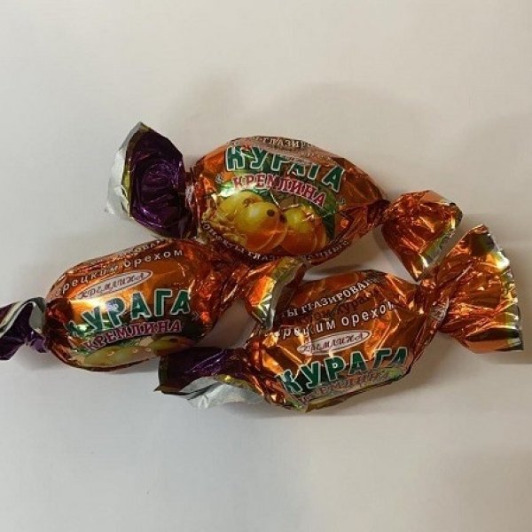 Marhule v čokol&aacute;de s vla&scaron;sk&yacute;mi orechmi