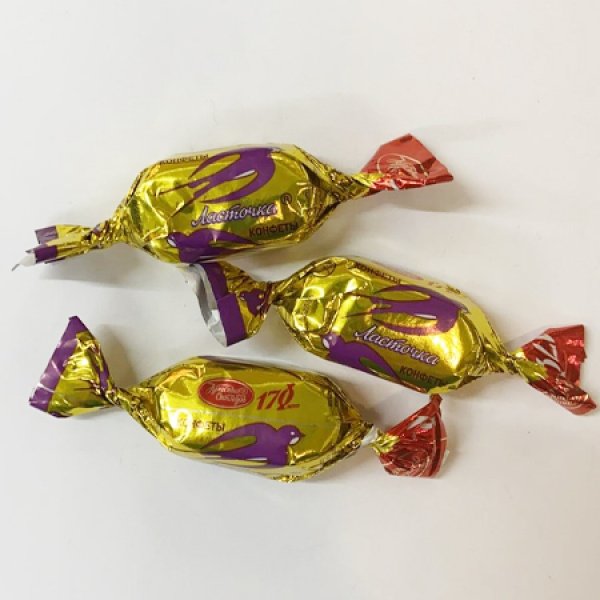 Čokoládové cukríky “Lastočka”